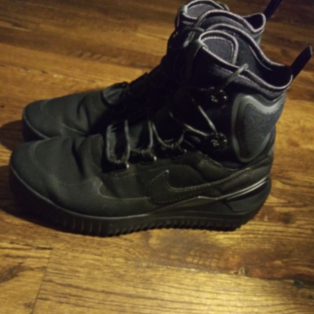 Nike Boats